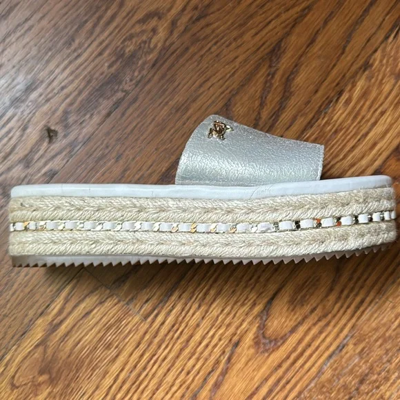 Karl Lagerfeld Platform Sandal - Picture 5 of 8